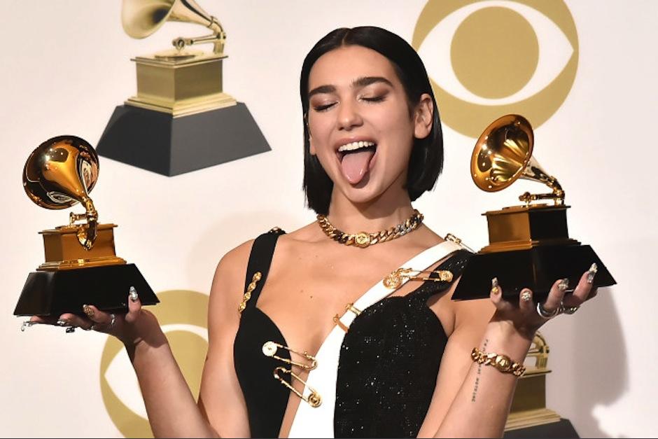 Dua Lipa Mostr Sus Curvas En Un Sensual Traje Pegado