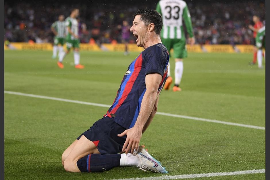 Lewandowski se reencuentra con el gol y el Barça amplía ventaja