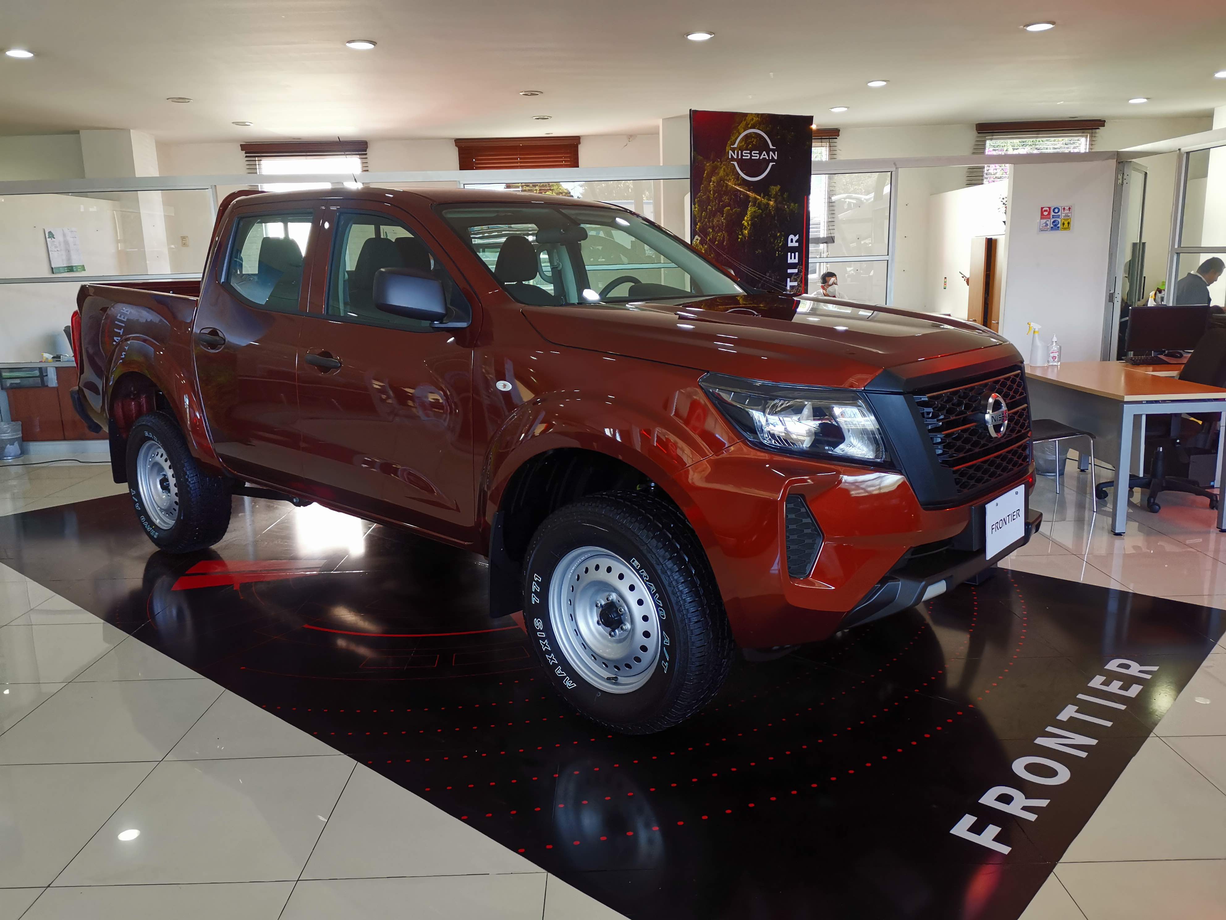 Excel presenta la nueva Nissan Frontier