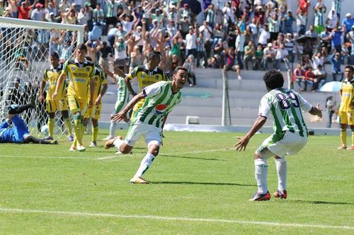 Antigua vence a Guastatoya