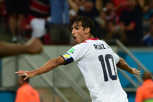 El costarricense Bryan Ruiz ha convertido dos goles en la Copa del Mundo. (Foto: AFP)