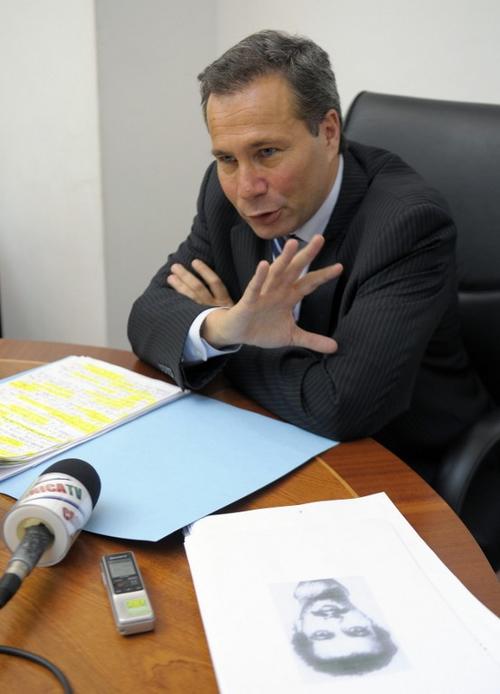 Alberto Nisman, en foto de archivo de mayo de 2009. Hoy fue encontrado muerto, tras haber hecho señalamientos en contra de la presidenta argentina Cristina Fernández de Kirchner. (Foto: Juan Mabromata/AFP)