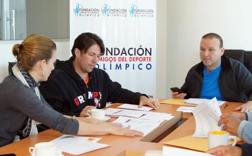 Los tiradores guatemaltecos Hebert y Enrique Brol viajan a Puerto Rico parta hacer un campeonato de fogueo, financiados por la FADO. (Foto: Mynor Mazariegos/FADO)