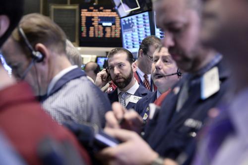 Wall Street apenas registró hoy cambios, en una sesión que típicamente es dramática durante los dias previos a las decisiones de la Reserva Federal de EE.UU. (Fed). (EFE)