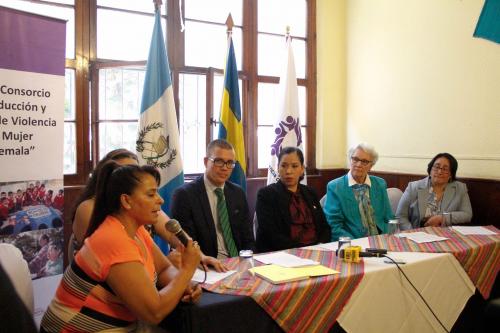 En la conferencia de prensa de la OSAR aseguraron que una de cada cinco adolescentes de entre 15 y 19 años ya ha sido madre o está embarazada. (Foto: Manuela Trillos/Soy502)