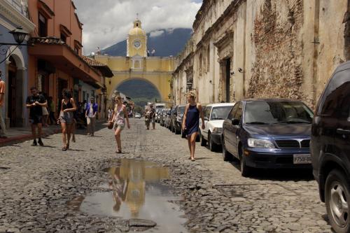 La ciudad de Antigua Guatemala es uno de los destinos preferidos por los visitantes centroamericanos. (Foto: Fredy Hernández/Soy502)