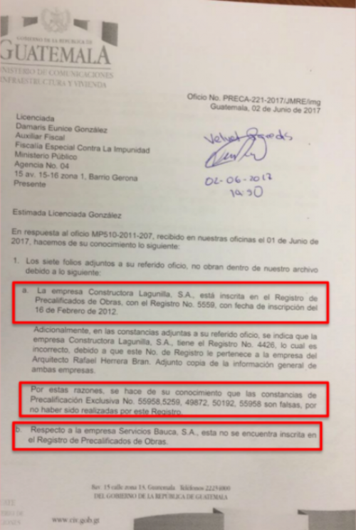 Uno de los documentos del Ministerio de Comunicaciones que fue falsificado. 