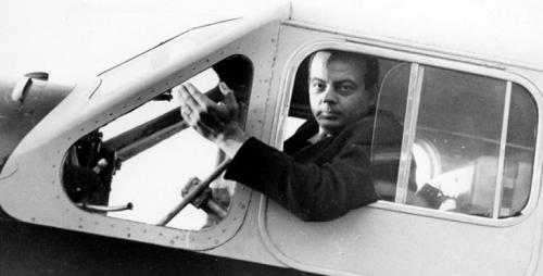 El escritor francés era piloto aviador. (Foto: hipertextual,com) 