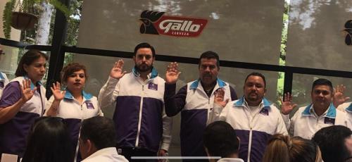 Los funcionarios municipales Walter Marroquín y Pablo Morales buscarán ser alcaldes con el partido Todos. (Foto: Soy502)