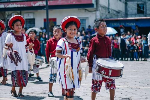 Los niños celebraron los 197 años de la independencia de Guatemala. (Foto: Juanito Damian)