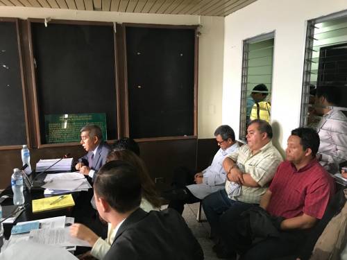 El fiscal describe los errores que habrían cometido los dos encargados del Departamento de Informática del TSE. (Foto: Evelyn de León/Soy502) 