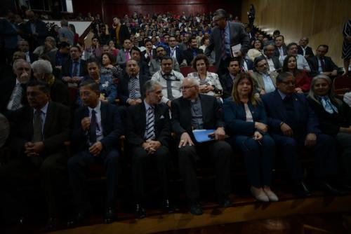 La Junta Directiva del IGSS invitó al cardenal Ramazzini a ofrecer una conferencia por el Día Internacional contra la Corrupción. (Foto: Wilder López/Soy502)