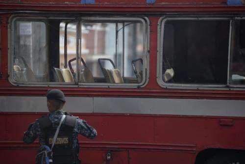 La tragedia pudo ser peor si la bomba explota en el interior del bus. (Foto: Wilder López/Soy502)