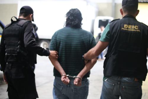 Esvin Renato López Rodríguez, de 42 años, fue aprehendido por agresión sexual. (Foto: PNC)