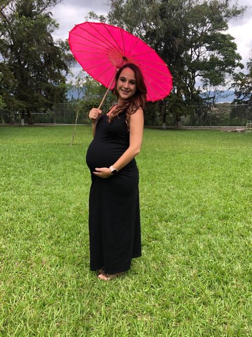 Pamela Arrivillaga sufrió una infección, lo que provocó un parto prematuro de sus gemelas. (Foto: cortesía Pamela Arrivillaga)