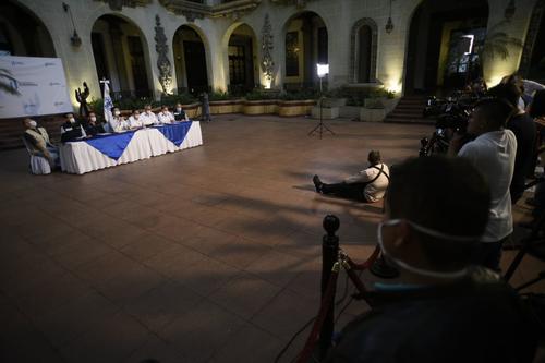 La conferencia de prensa para informar se realizó en el Palacio Nacional de la Cultura el domingo 5 de abril. (Foto: Wilder López/soy502)