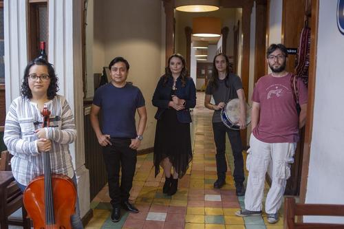 Ellos son los músicos de "Vienen por mi", banda sonora del filme "¿Justicia y olvido?". (Foto: Mario Soto)