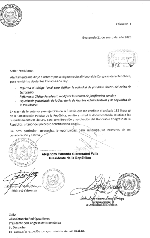 Edgar Leonel Godoy Samayoa, el primer ministro de Gobernación en la gestión de Giammattei firmó el oficio donde se envió el proyecto de ley al Congreso. 