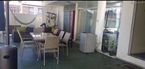 Vista de la una sala-comedor ubicada en el anexo del hospital de la zona 2. (Foto: MP) 