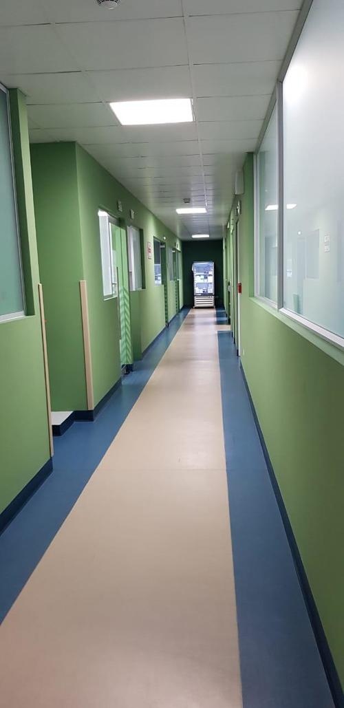 Otra vista del área para atender a los pacientes de COVID-19. (Foto: Ministerio de Salud) 