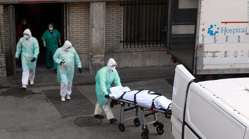 Hasta ahora, España lleva más de 28 mil muertes, 150 mil recuperados y 239 mil casos positivos. (Foto: CNN).