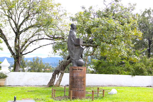 En el lugar existe un monumento en honor a Juan de Corz. (Foto: Fredy Hernández/Soy502)