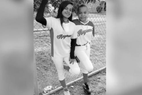 Las hermanas Mateo Salazar practicaban el softbol. 