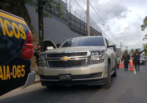 En este vehículo se conducía el guatemalteco requerido por EEUU. (Foto: Twitter MP) 