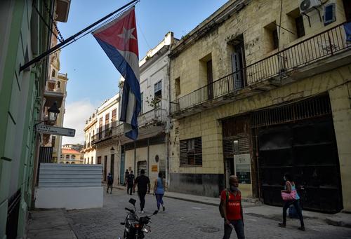 Varias personas han sido parte de los voluntarios para probar las vacunas con los ensayos más avanzados. (Foto: AFP)