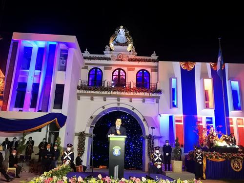 La inauguración se realizó con varios actos protocolarios frente al Arco de Morenos. (Foto: Muni Mixco)
