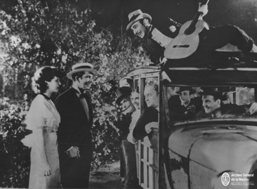 La guatemalteca Vischer junto a Carlos Gardel en una escena. (Foto: Archivo General de la Nación de Argentina) 
