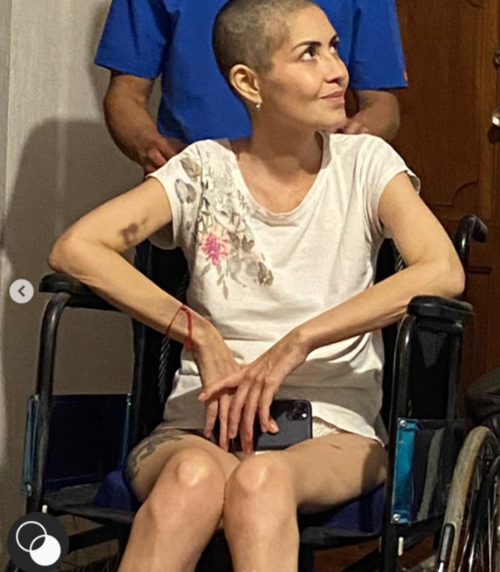 María Renée Pérez durante su recuperación tras un shock séptico. (Foto: Instagram)