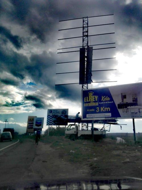 Aeropuerto, Francis argueta, Vallas, Quetzaltenango