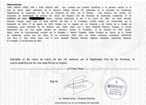 Soy502 consultó el certificado de Juan Carlos Lopez Lam para confirmar que sí contrajo matrimonio con la actual magistrada del TSE. (Foto: Renap)
