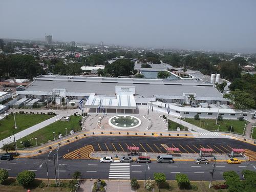 Vista aéreo Hospital El Salvador. (Foto: JM Raffi)