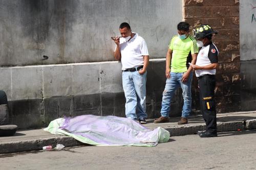 el pasado 16 se septiembre se reportaron varias muertes, una de ellas en zona 6 capitalina. (Foto: Bomberos Voluntarios)