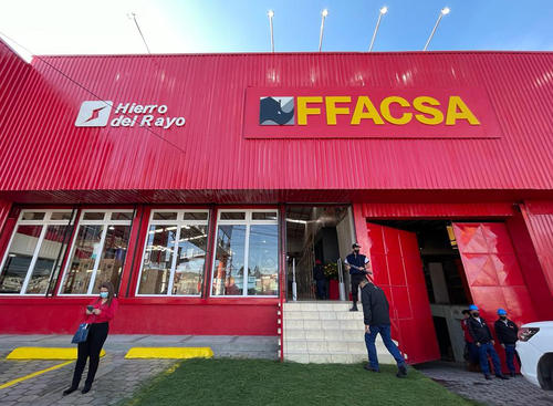 Tres nuevas ferreterías inauguró FFACSA en Chimaltenango