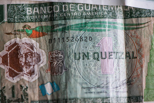 Los billetes serán retirados paulatinamente de circulación.. (Foto: Wilder López/Soy502)