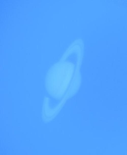 Saturno vista antes del atardecer. (Foto: Grant Petersen)