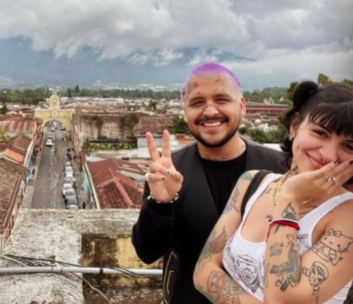 Nodal y Cazzu quedaron enamorados de Guatemala. (Foto: redes sociales)