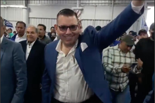 Manuel Baldizón fue proclamado como candidato a diputado por Cambio. (Foto: captura de pantalla)