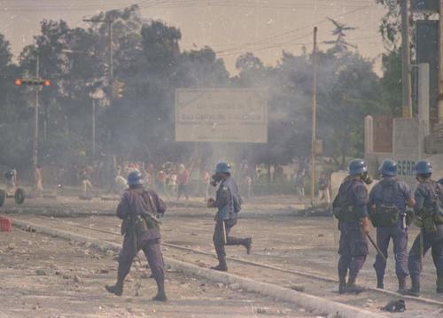 Ejército salió a las calles durante protestas. (Foto: Rony Véliz)