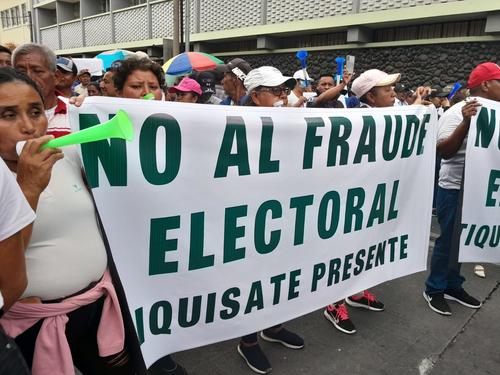 carlos pineda, corte de constitucionalidad, concentración, apelación, amparo provisional, elecciones guatemala