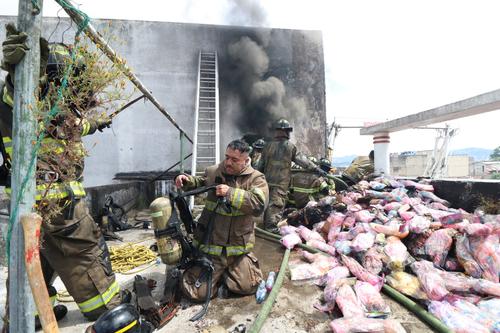 zona 1, incendio, Ciudad de Guatemala, Bomberos Voluntarios