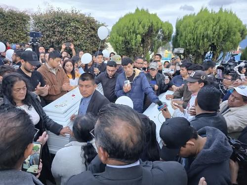 Así fue el último adiós de los primos Santizo este jueves. (Foto: Región Más)