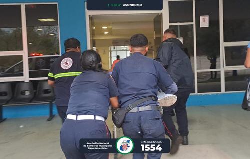 Tres personas resultaron heridas tras un ataque armado en el interior de un mercado en Villa Nueva. (Foto: Bomberos Municipales Departamentales)