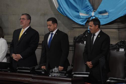 Presidentes de los tres poderes del Estado participaron en la sesión solemne por el Día de la Constitución. (Foto: Cortesía)