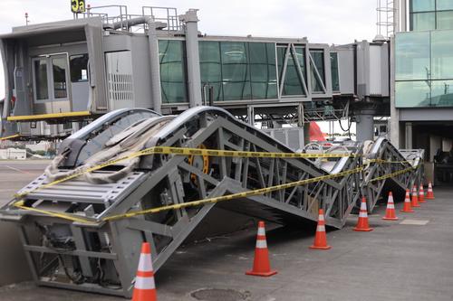 Proceso de desinstalación del material no funcional en el Aeropuerto completado el pasado 20 de julio. (Foto: DGAC/Soy502)