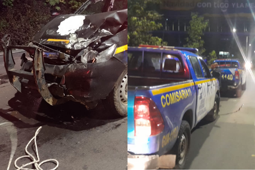 Así quedaron las patrullas en el lugar luego de haber colisionado. (Foto: PMT Mixco)