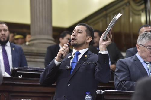 Según el diputado Nery Ramos, con la aprobación del Decreto 35-2024, se salda una deuda histórica con el personal de la PNC. (Foto: Congreso)